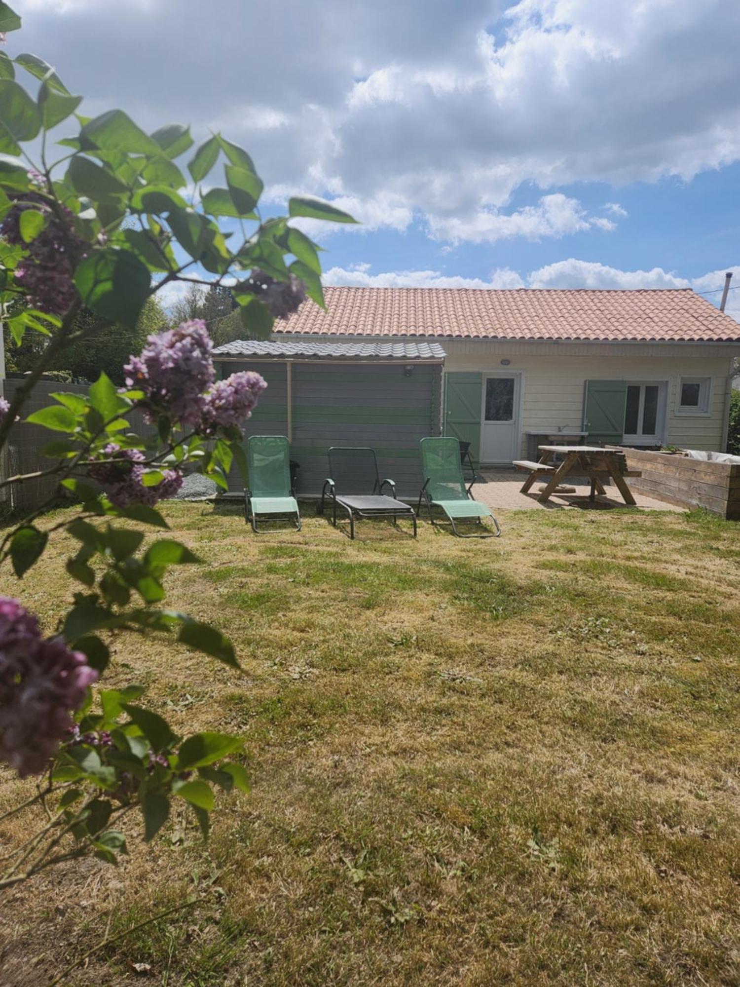 Froidfond La Cabane De Megue מראה חיצוני תמונה